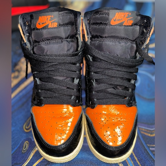 Retro Jordan 1’s - Picture 2 of 8